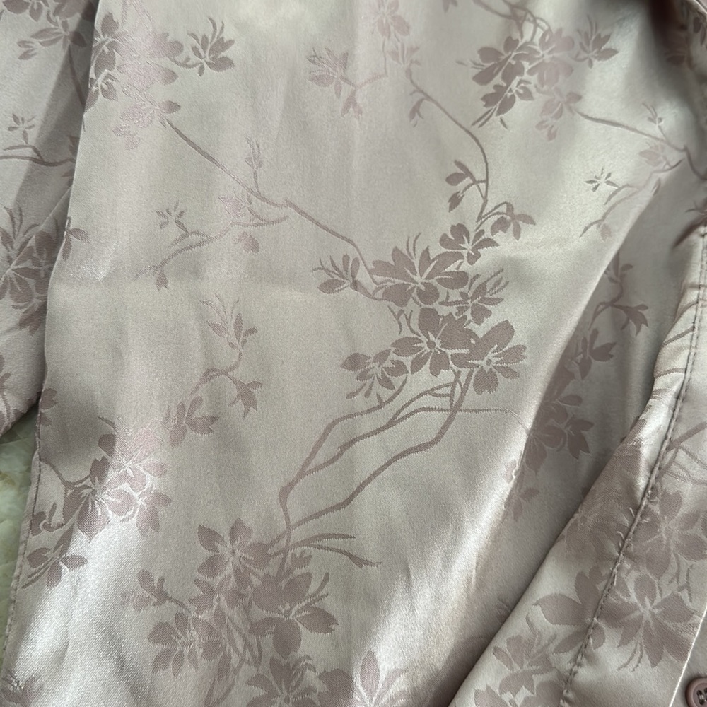 Blouse- Ocoa brand - Picture 3 of 3